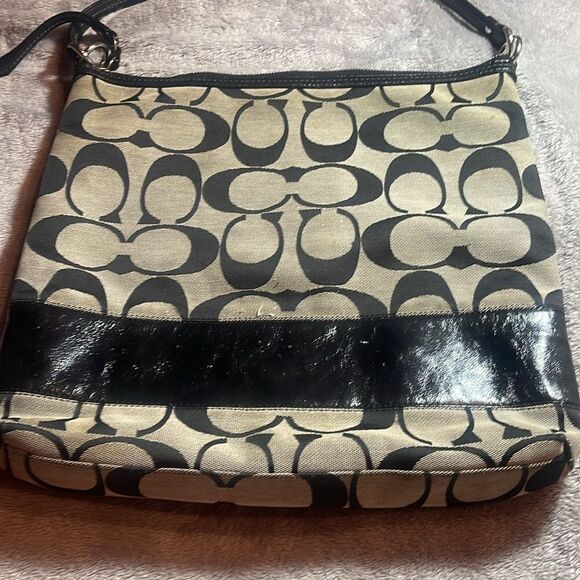 Coach purse bundle - Picture 5 of 9